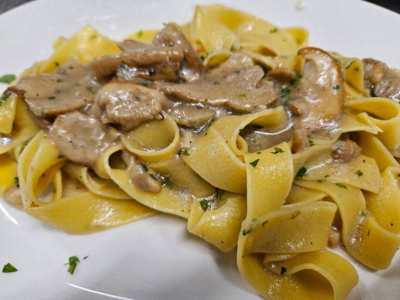 Pappardelle ai funghi porcini